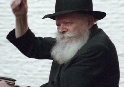 פרסום ראשון | יומן מחודש החגים תשנ"ב במחיצת הרבי שליט"א מלך המשיח